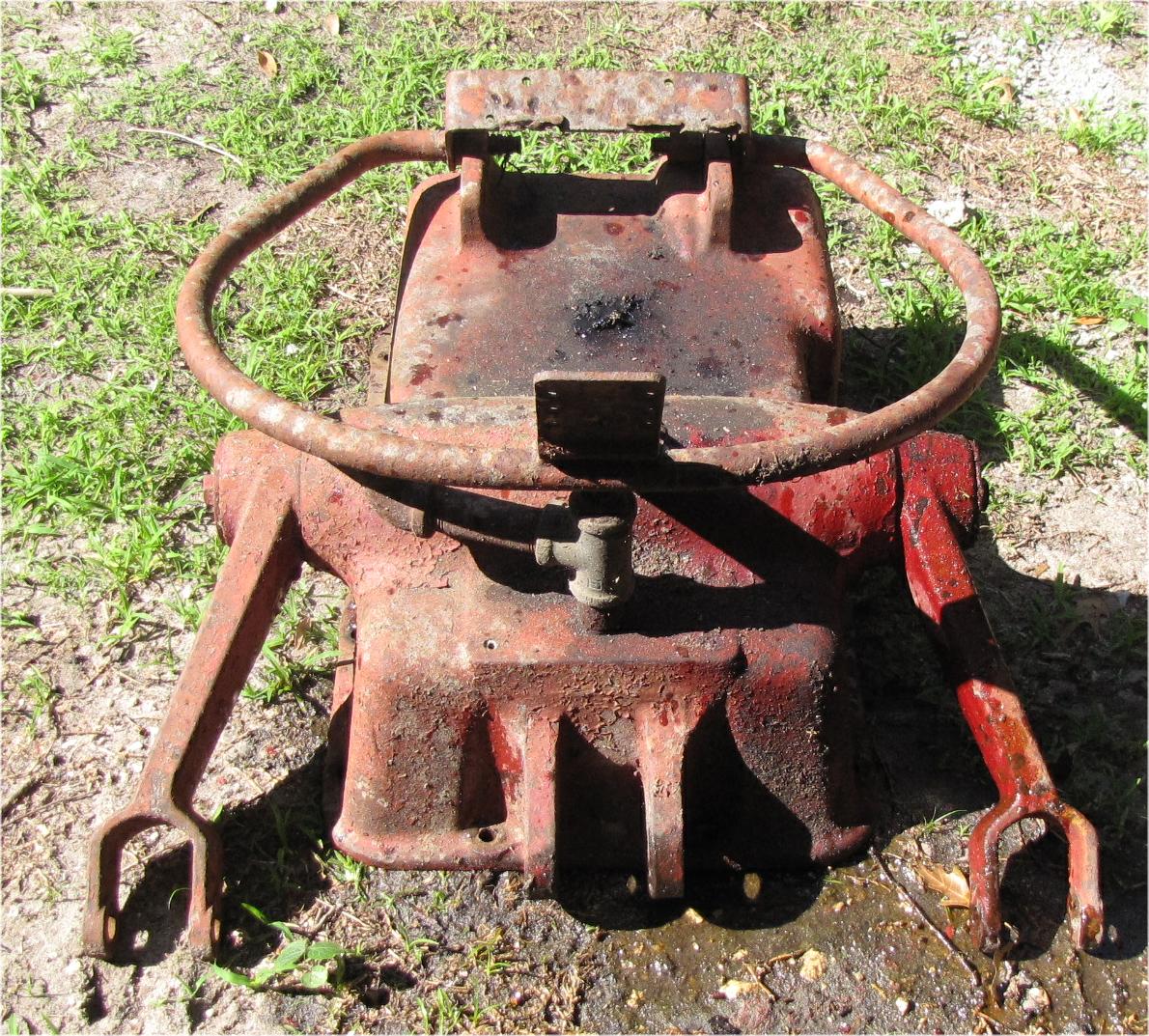 1960 Case International Harvester B275 Diesel Complete 3pt lift cover used tractor part
