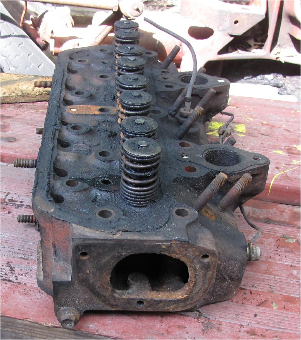1960 Case International Harvester B275 Diesel Cylinder Head used tractor part
