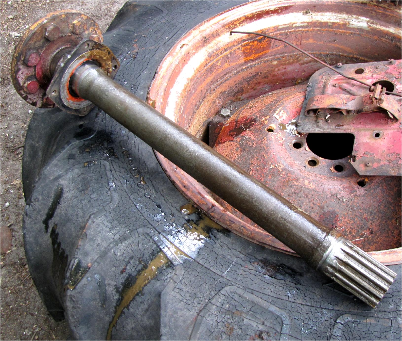 1960 Case International Harvester B275 Diesel Right Rear Axle used tractor part