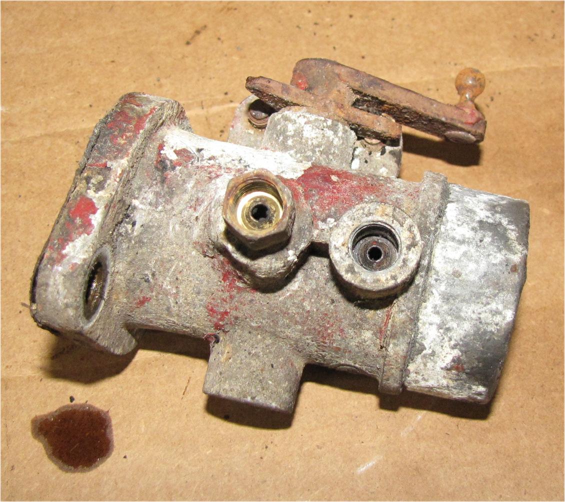 1960 Case International Harvester B275 Diesel Throttle Body Air Flow Control used tractor part
