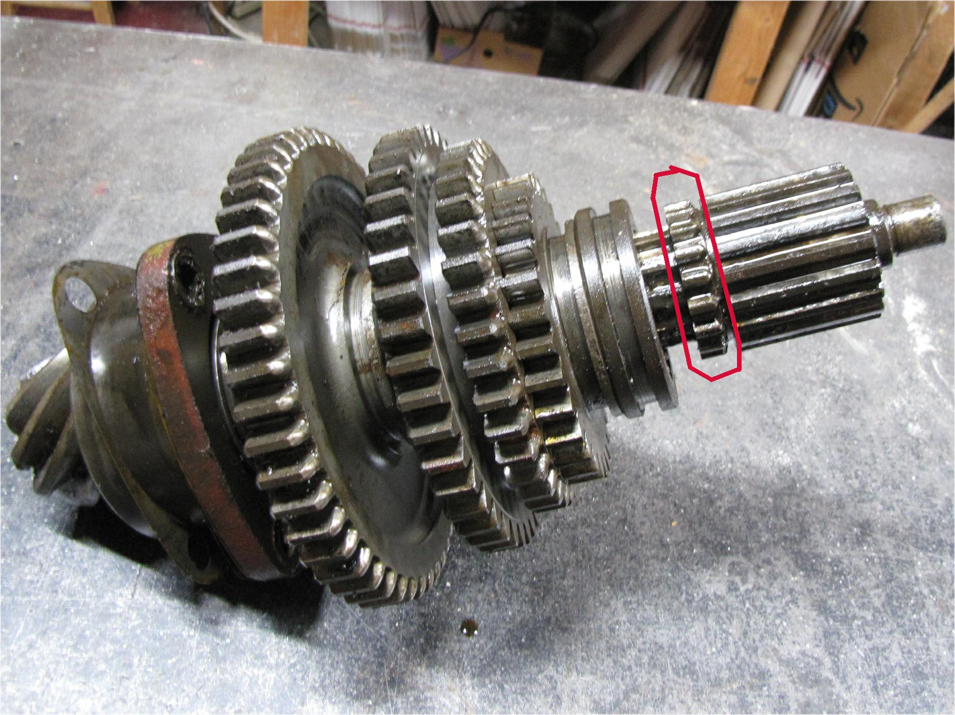 1960 Case International Harvester B275 Diesel Transmission Top Gear 4 used tractor part