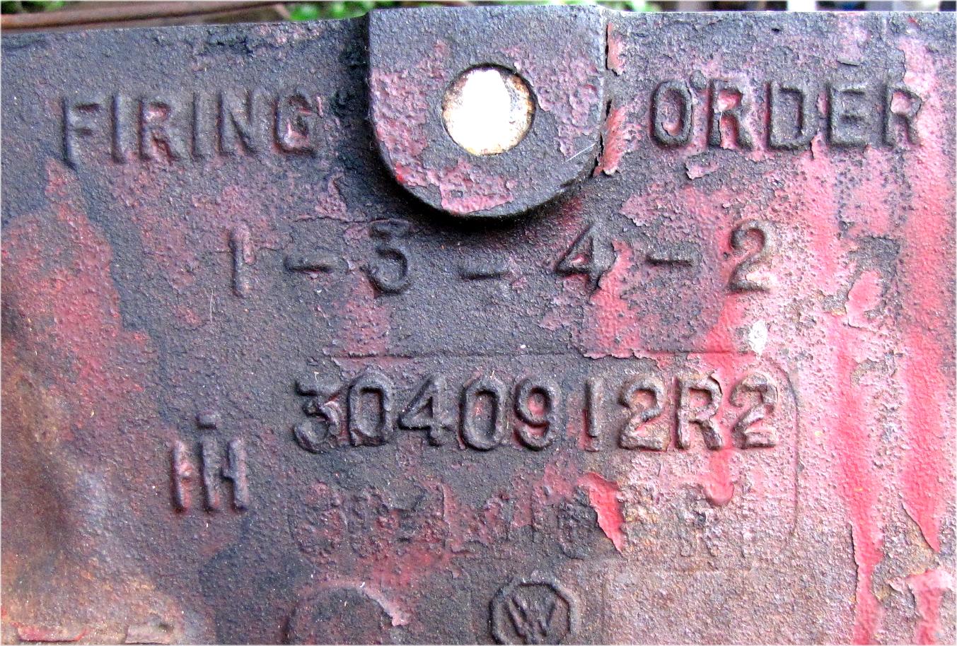 1960 Case International Harvester B275 tractor parts photo 3