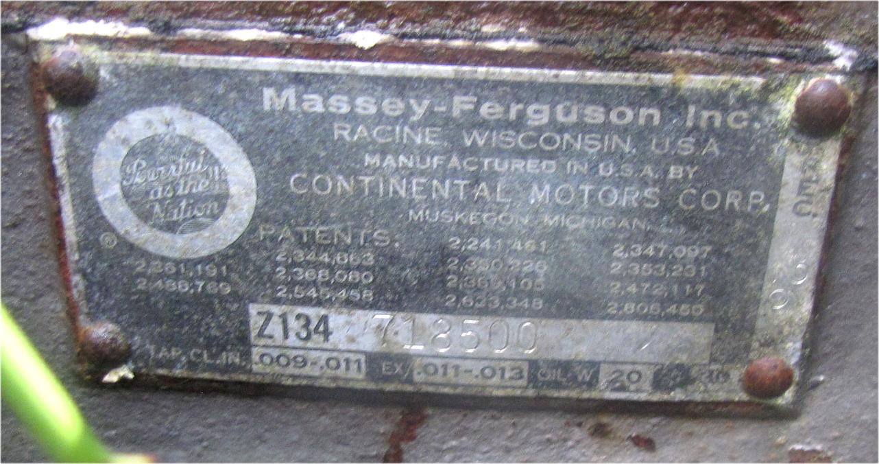 1961 Massey Ferguson MF35 tractor parts photo 3