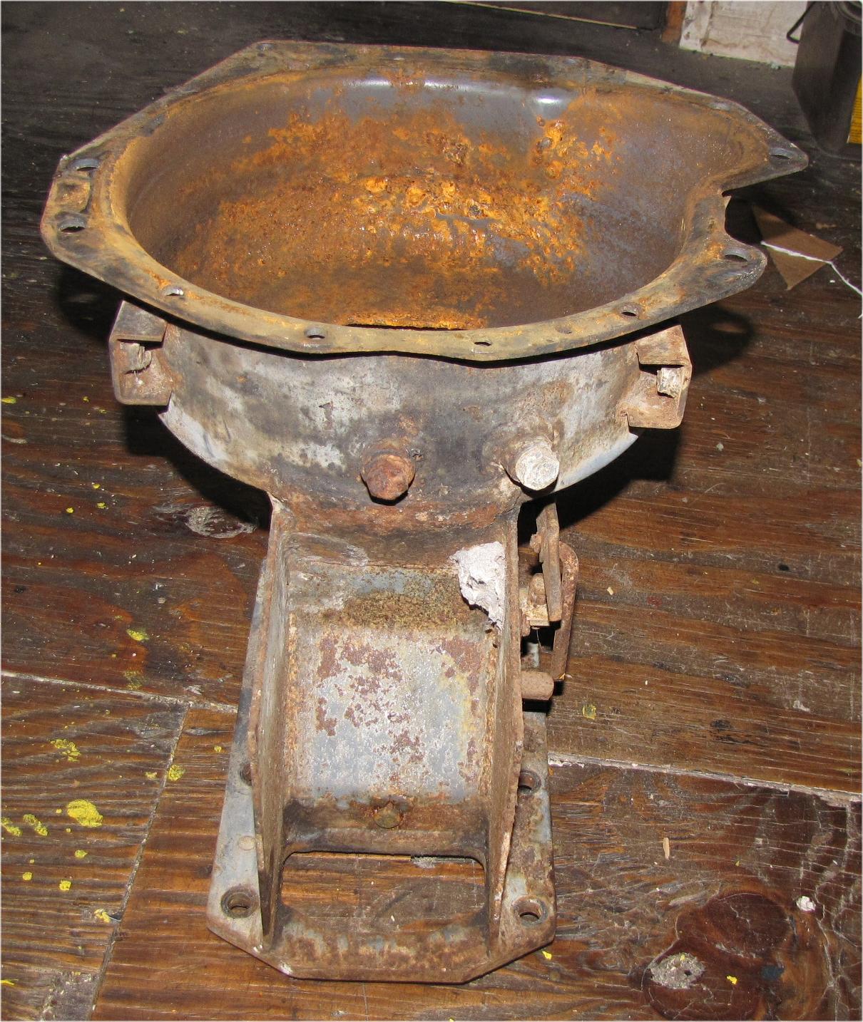 unknown Mitsubishi mt210 Diesel Transmission Bell Housing used tractor part