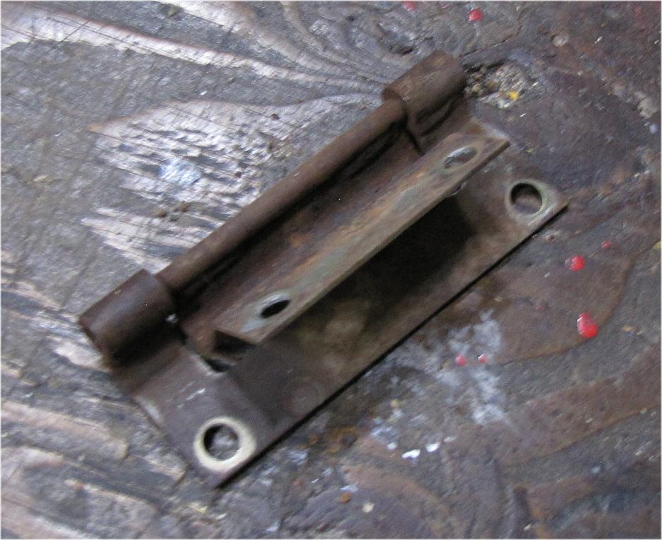 Mitsubishi MT210 tractor hood hinge used tractor part