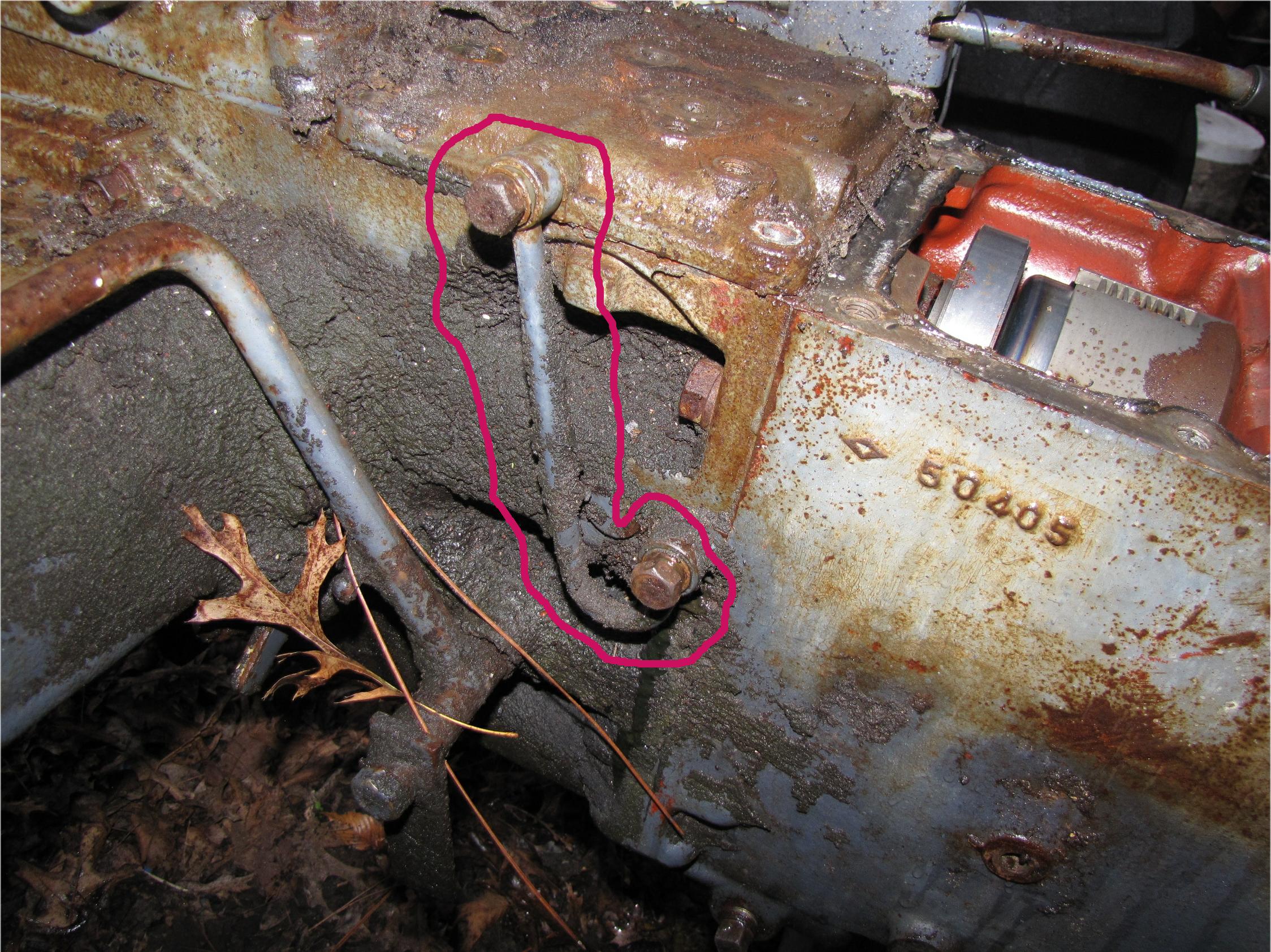 unknown Mitsubishi mt210 Diesel Hydraulic tube Small line on right side of transmission used tractor part