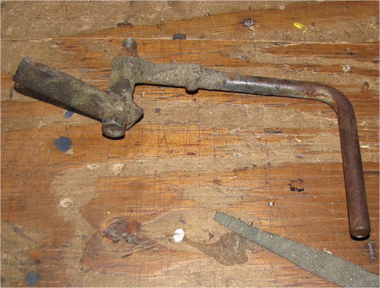 unknown Mitsubishi mt210 Diesel Differential Lock Pedal used tractor part