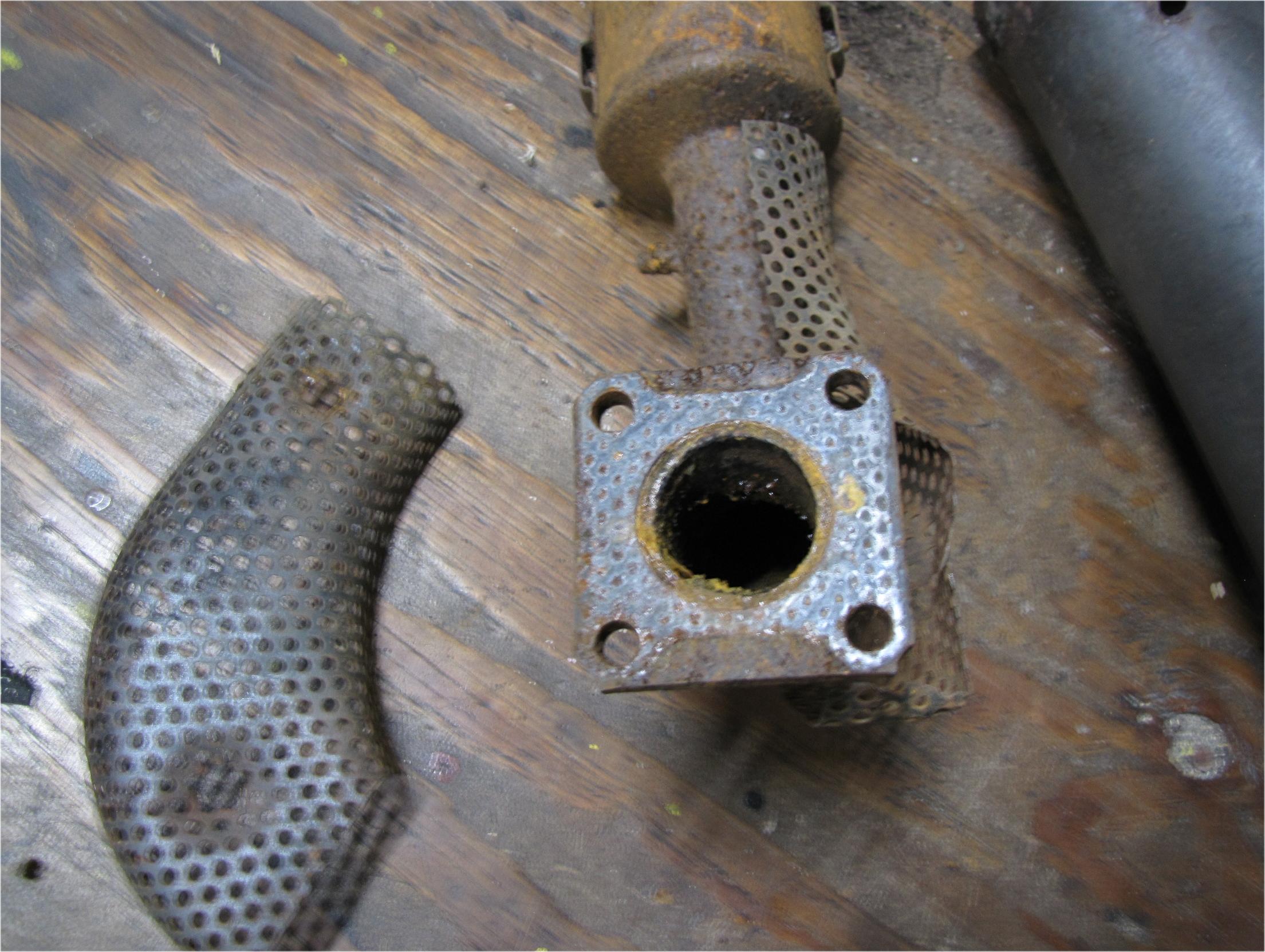 unknown Mitsubishi mt210 Diesel Muffler with Heat Shields used tractor part