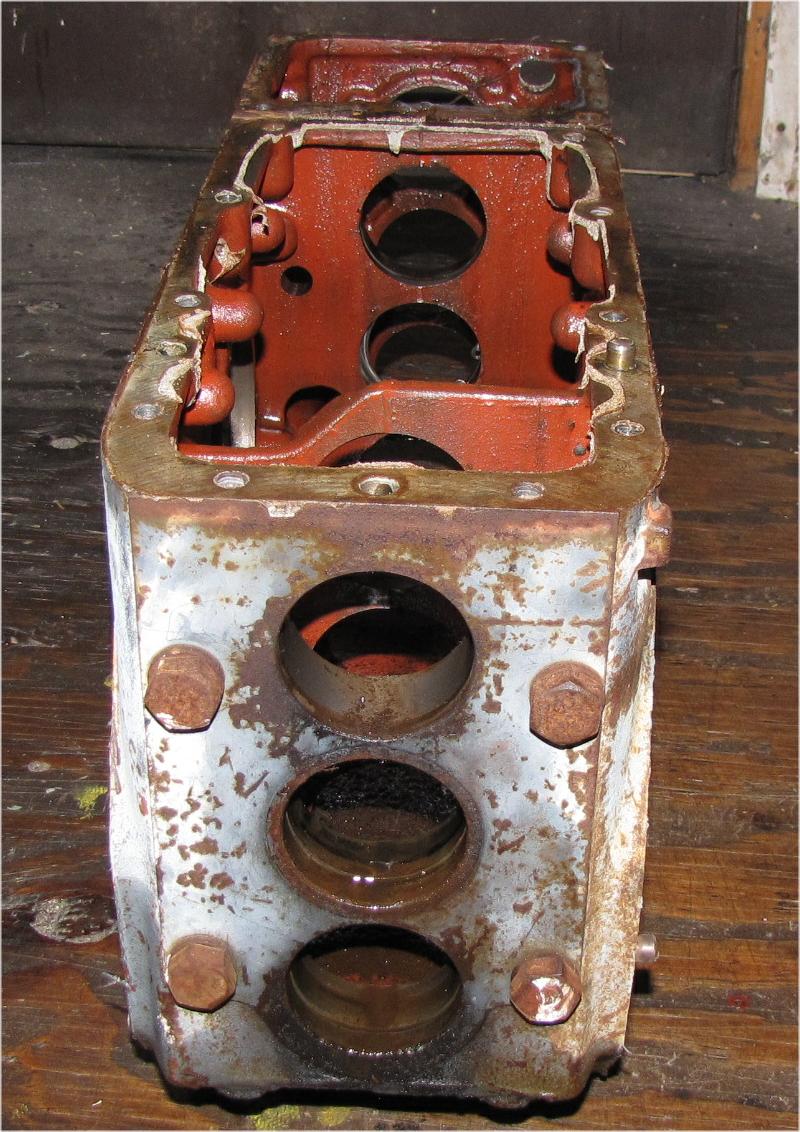unknown Mitsubishi mt210 Diesel Rear End Housing used tractor part