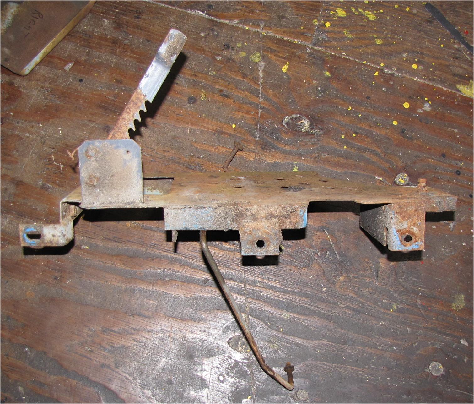 unknown Mitsubishi mt210 Diesel Right Footrest OEM running board used tractor part
