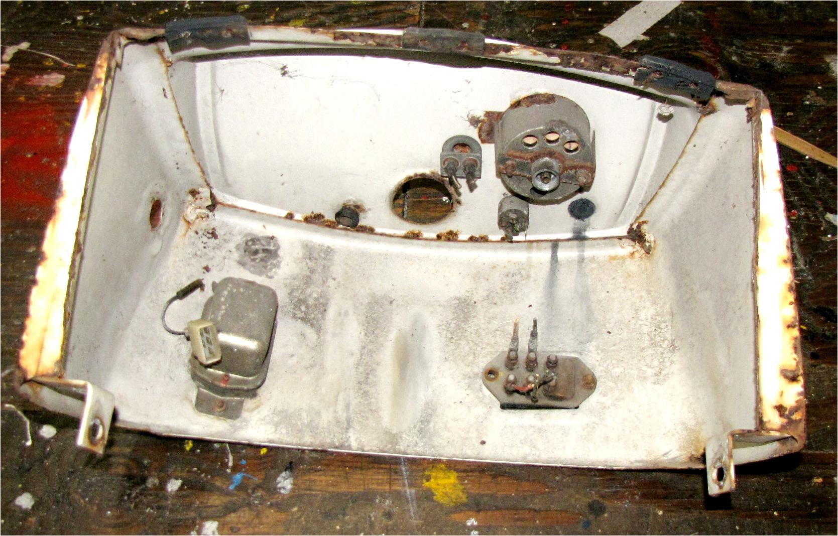 1978 - 1982 Mitsubishi mt750 Diesel Grill used tractor part